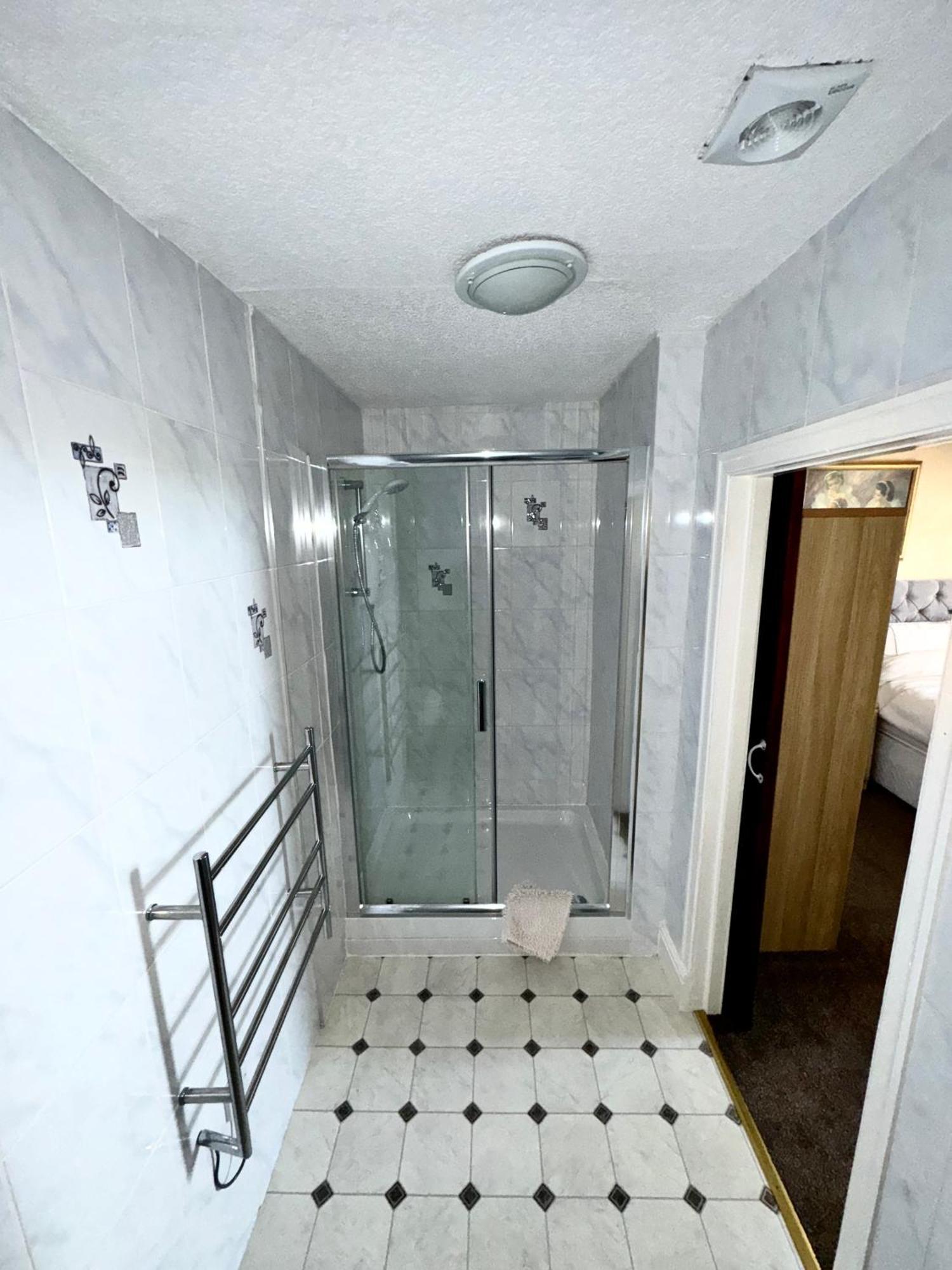 Ashfield Guesthouse Douglas Luaran gambar