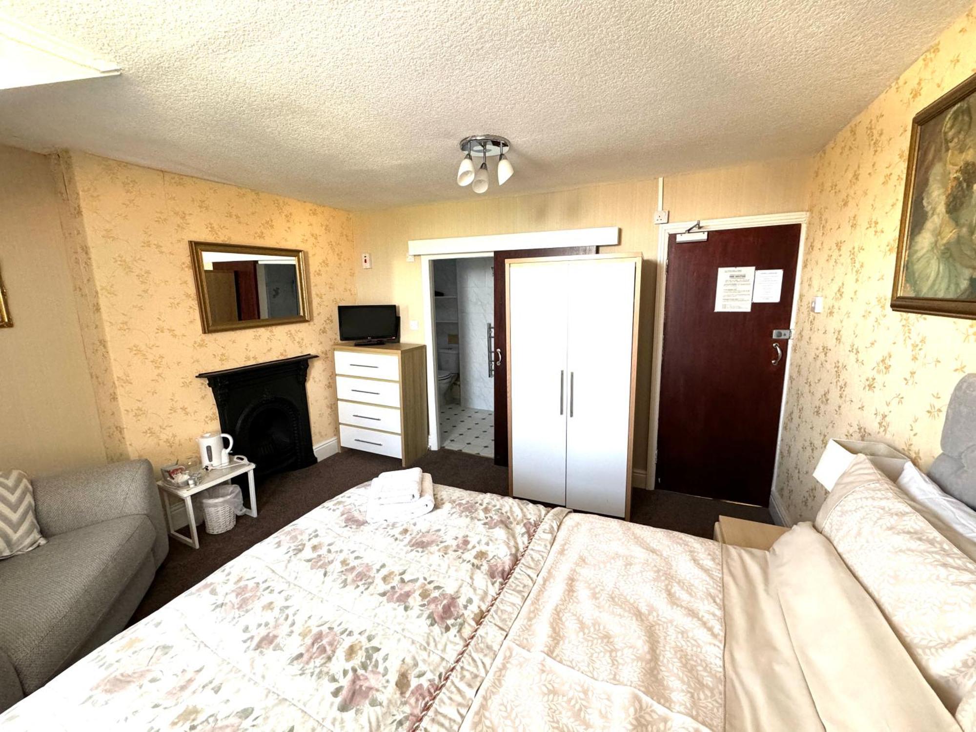 Ashfield Guesthouse Douglas Luaran gambar